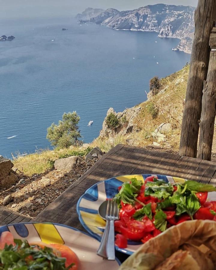 La Dimora Di Cornelia Aparthotel Sorrento Luaran gambar